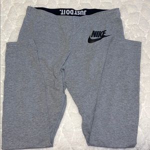 Grey Nike Leggings